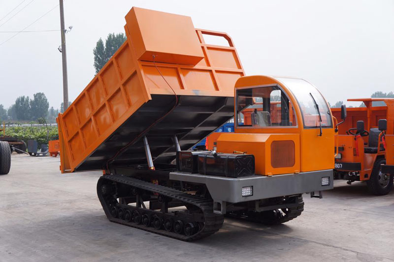 Engineering high speed crawler truck